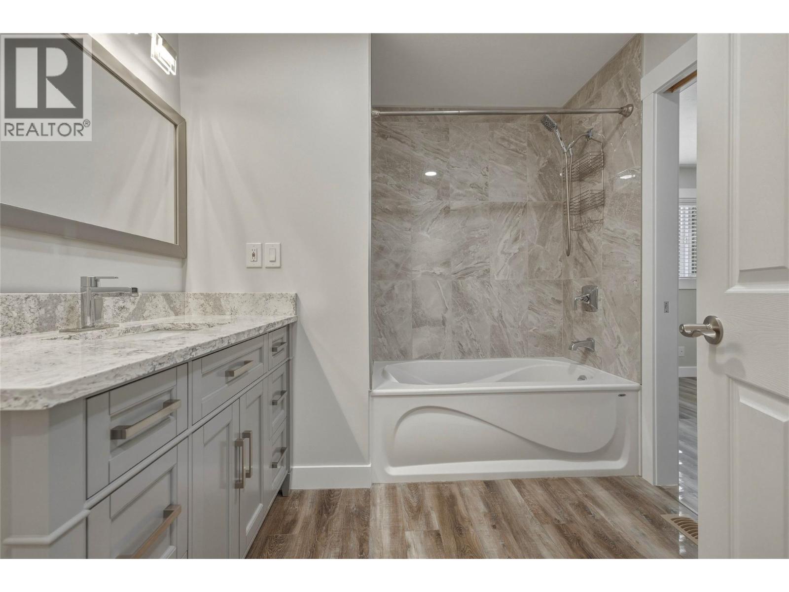 7701 Birch Lane - Image 10