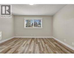 Kitchen - 7701 Birch Lane, Coldstream, BC V1B1P1 Photo 14