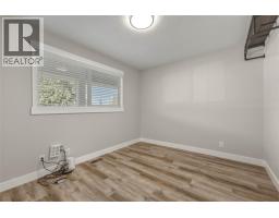 7701 Birch Lane, Coldstream, BC V1B1P1 Photo 17