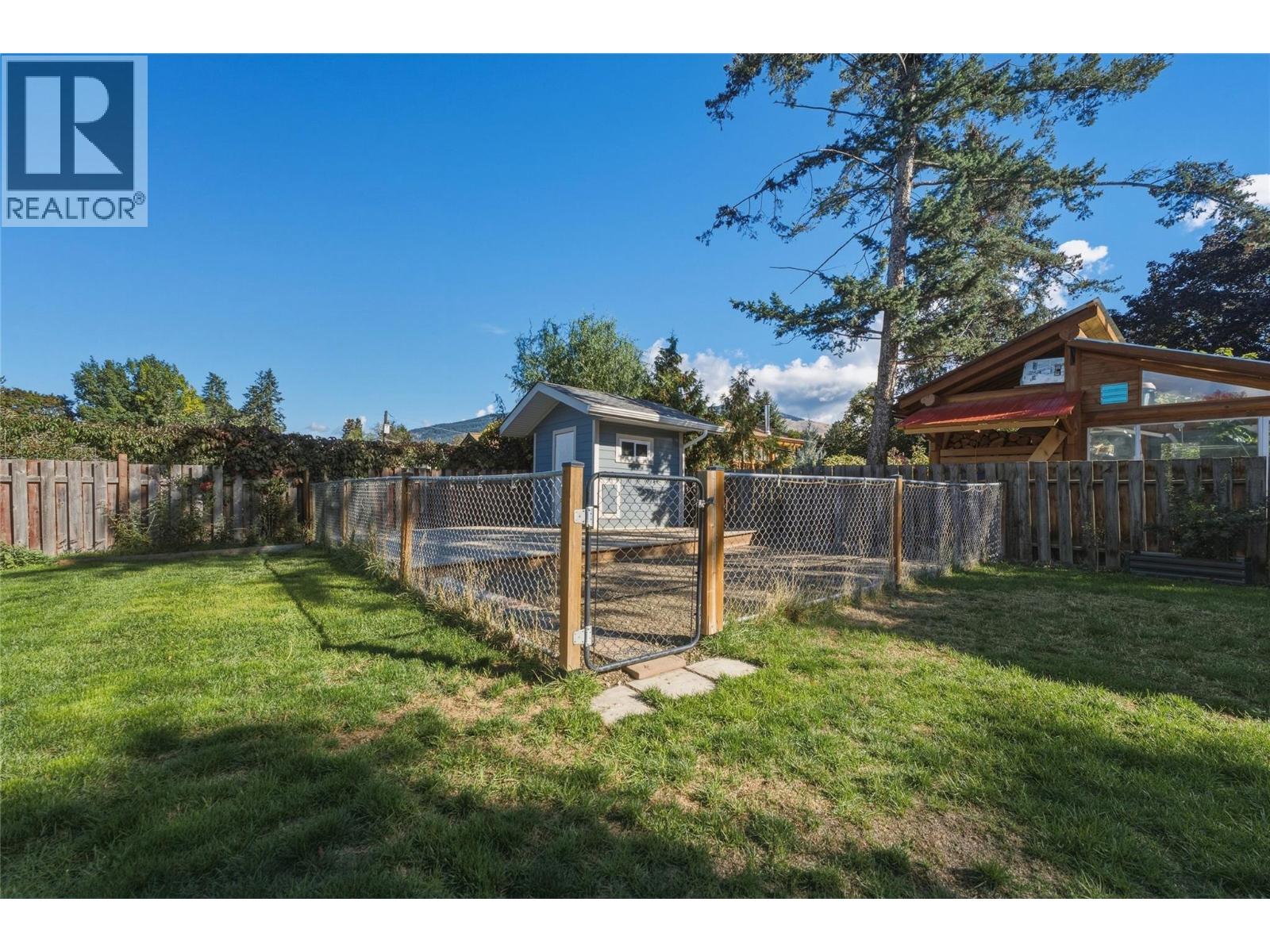 7701 Birch Lane - Image 49