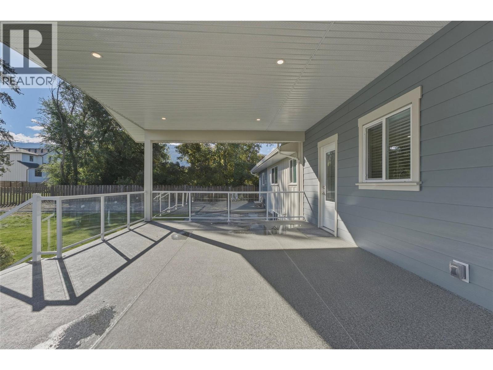 7701 Birch Lane - 24