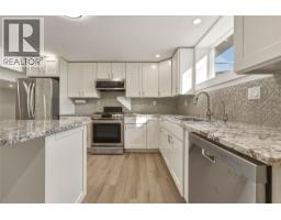7701 Birch Lane, Coldstream, BC V1B1P1 Photo 33
