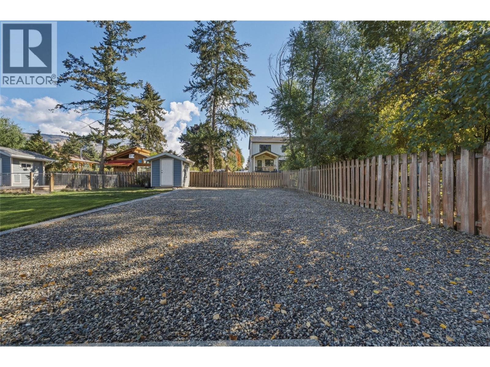 7701 Birch Lane - 44