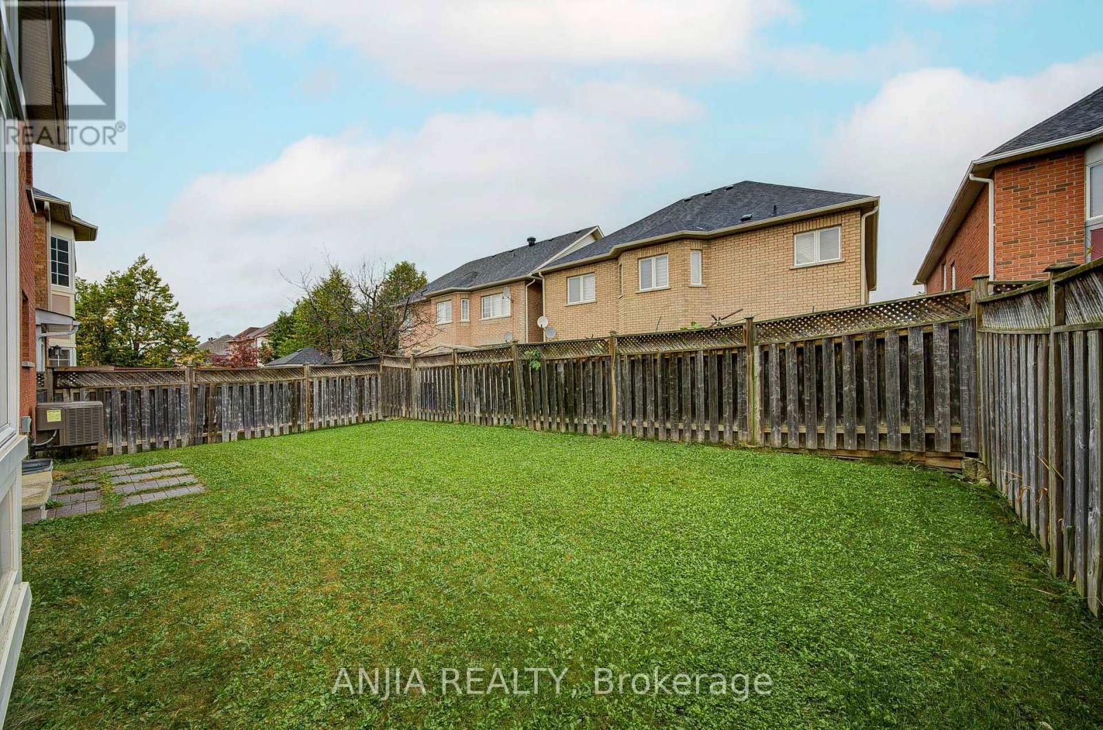 23 AYHART STREET E - Image 46