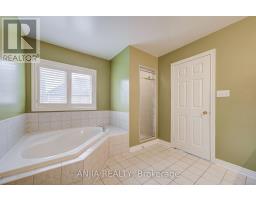 23 Ayhart Street E, Markham, ON L6E1H5 Photo 45