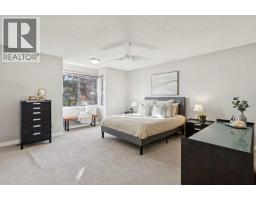 7 Woodgreen Crescent Sw, Calgary, AB T2W4A4 Photo 23