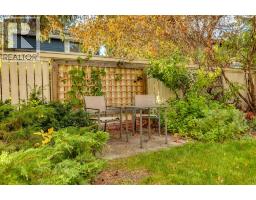 7 Woodgreen Crescent Sw, Calgary, AB T2W4A4 Photo 45