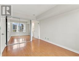 402 - 16 Dallimore Circle, Toronto, ON M3C4C4 Photo 10