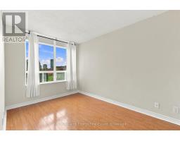 402 - 16 Dallimore Circle, Toronto, ON M3C4C4 Photo 13