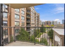 402 - 16 Dallimore Circle, Toronto, ON M3C4C4 Photo 19