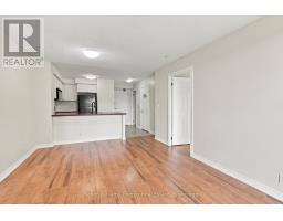 402 - 16 Dallimore Circle, Toronto, ON M3C4C4 Photo 7