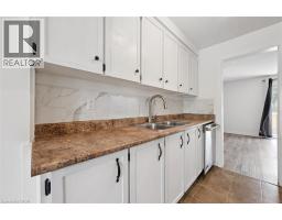 750 Erinbrook Drive Unit# 2, Kitchener, ON N2E2S7 Photo 11