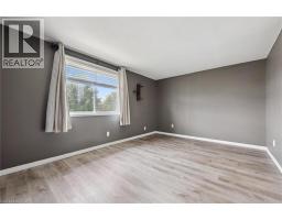 750 Erinbrook Drive Unit# 2, Kitchener, ON N2E2S7 Photo 23