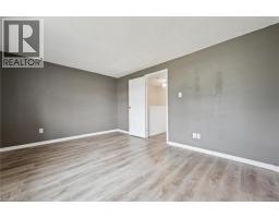 750 Erinbrook Drive Unit# 2, Kitchener, ON N2E2S7 Photo 24