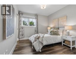 512 Memorial Drive NW - photo 24