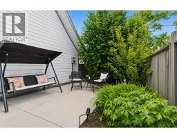 512 Memorial Drive NW - photo 39
