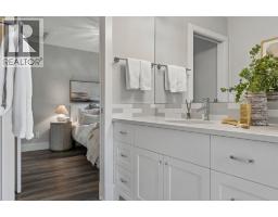 512 Memorial Drive NW - photo 23