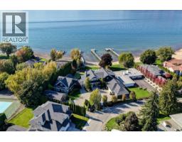 5pc Ensuite bath - 405 Hobson Crescent, Kelowna, BC V1W1Y3 Photo 10