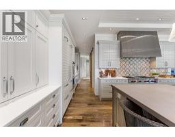 405 Hobson Crescent, Kelowna, BC V1W1Y3 Photo 37