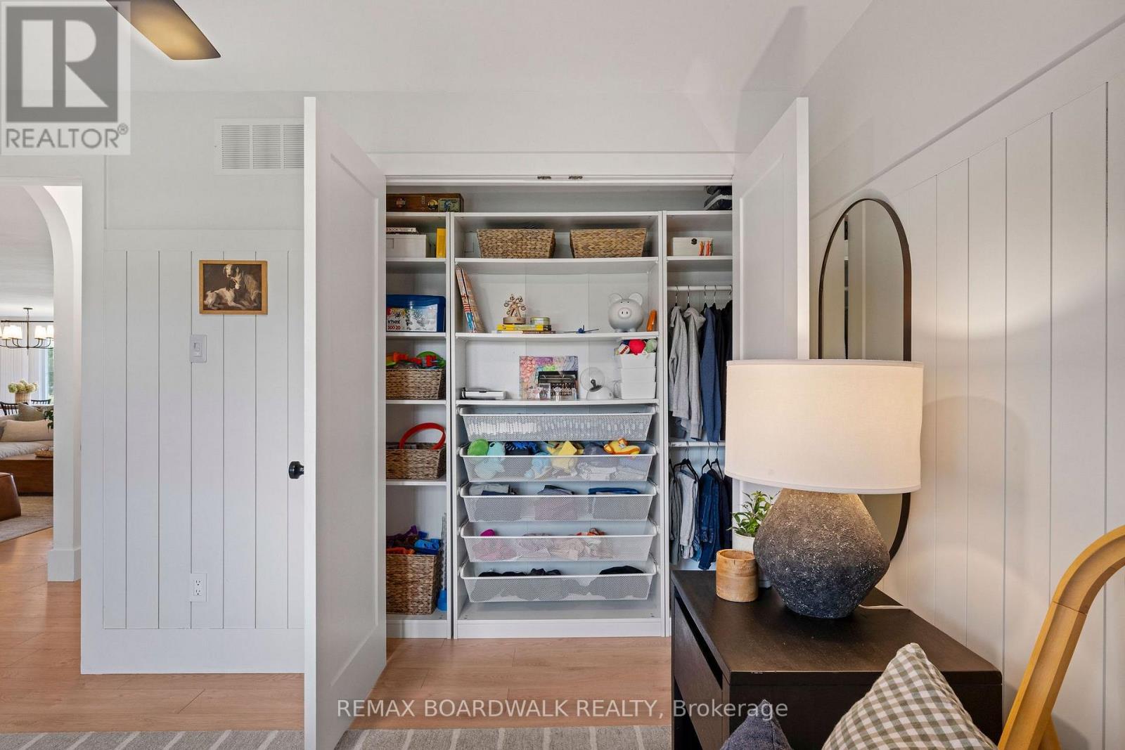 540 CRAIN DRIVE - Image 36