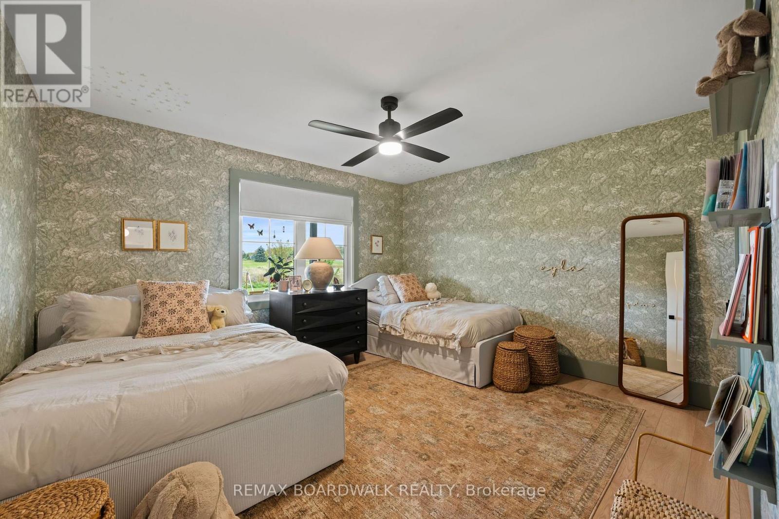 540 CRAIN DRIVE - Image 38