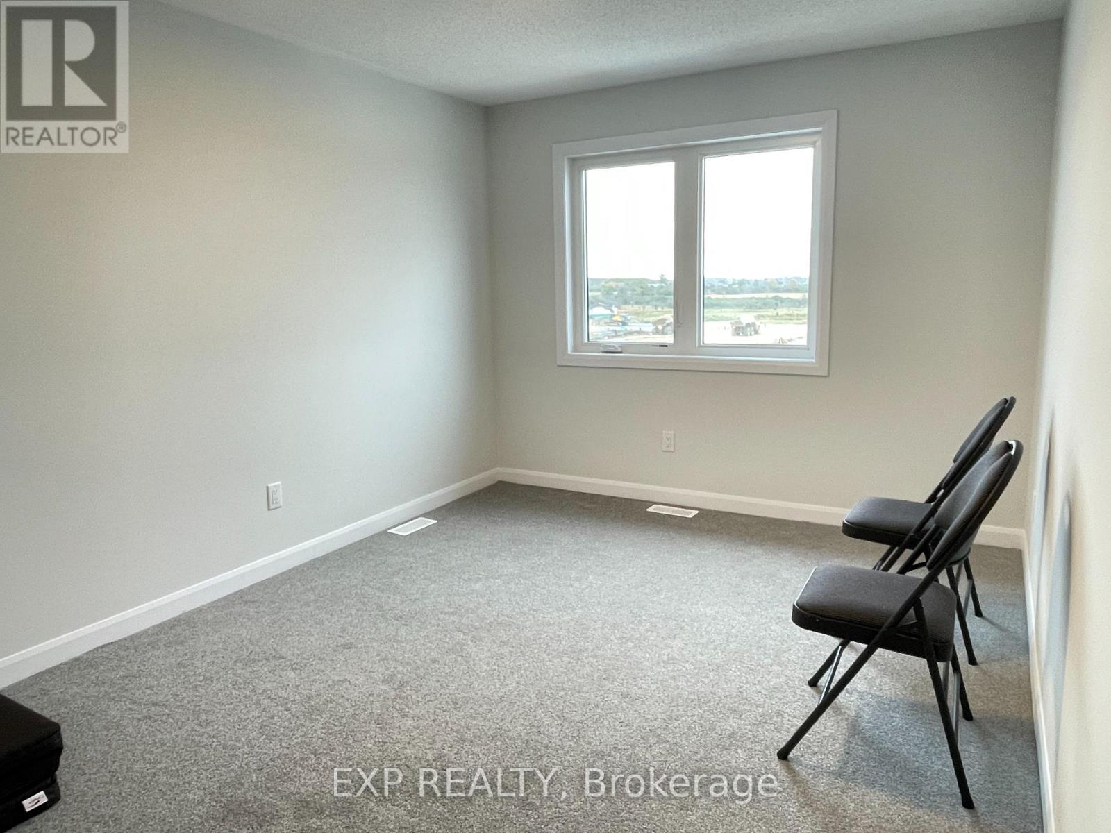 905 Jack Dalgity Street — photo 10