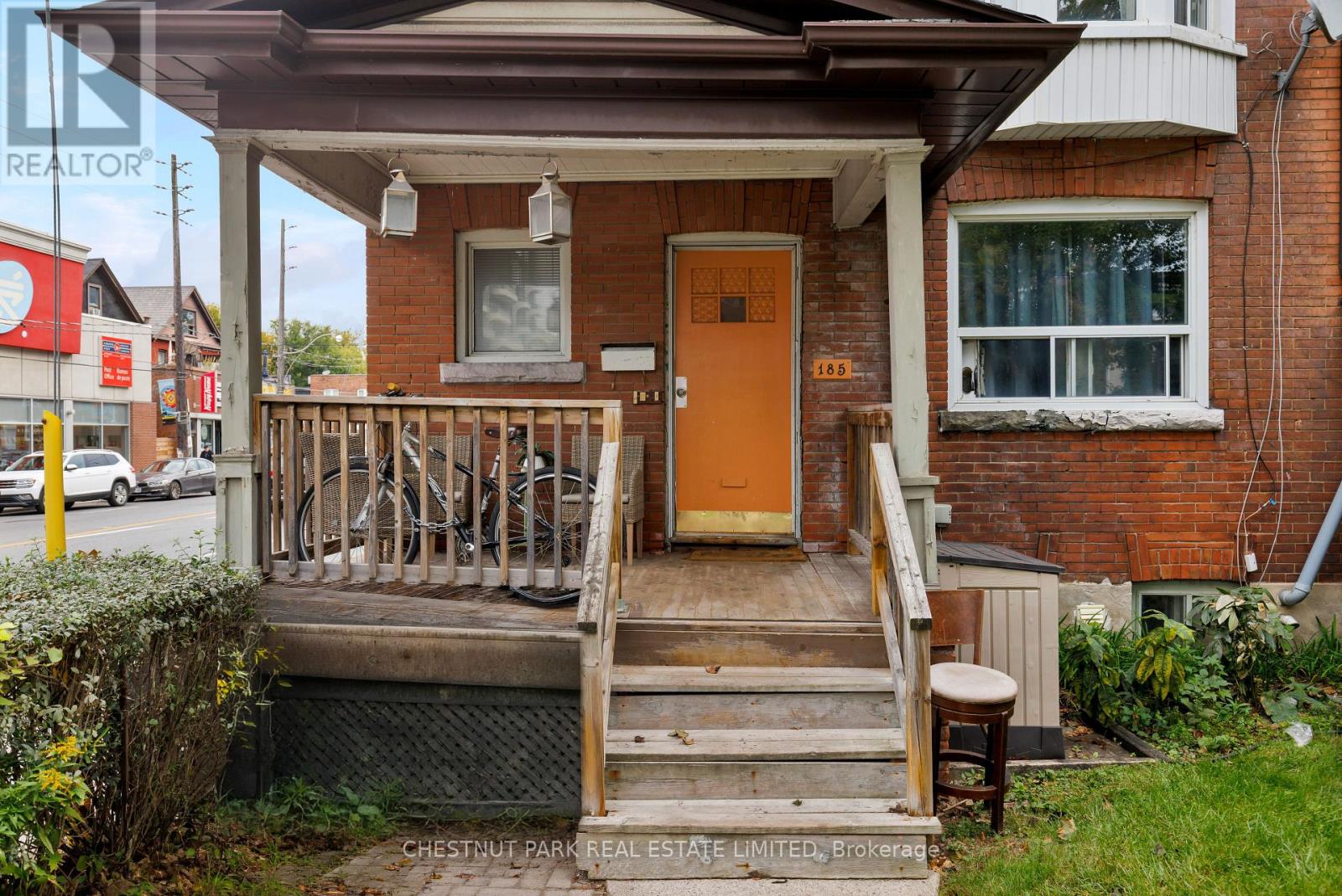 185 WALMER ROAD - 2