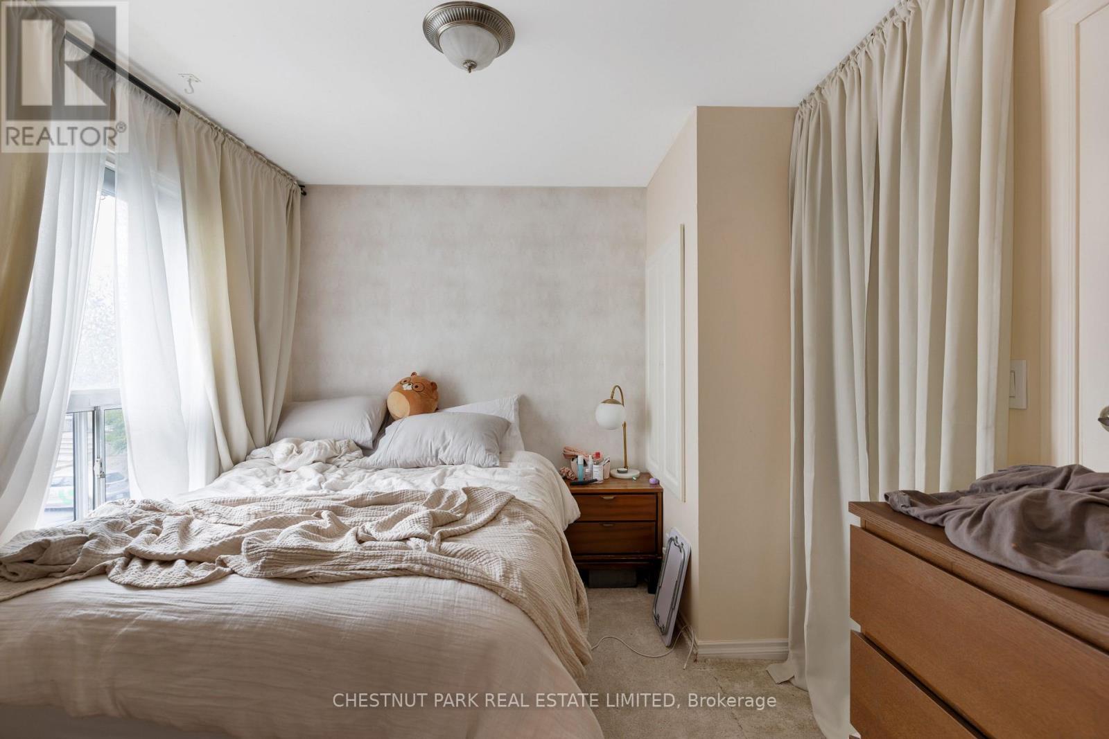 185 WALMER ROAD - 22