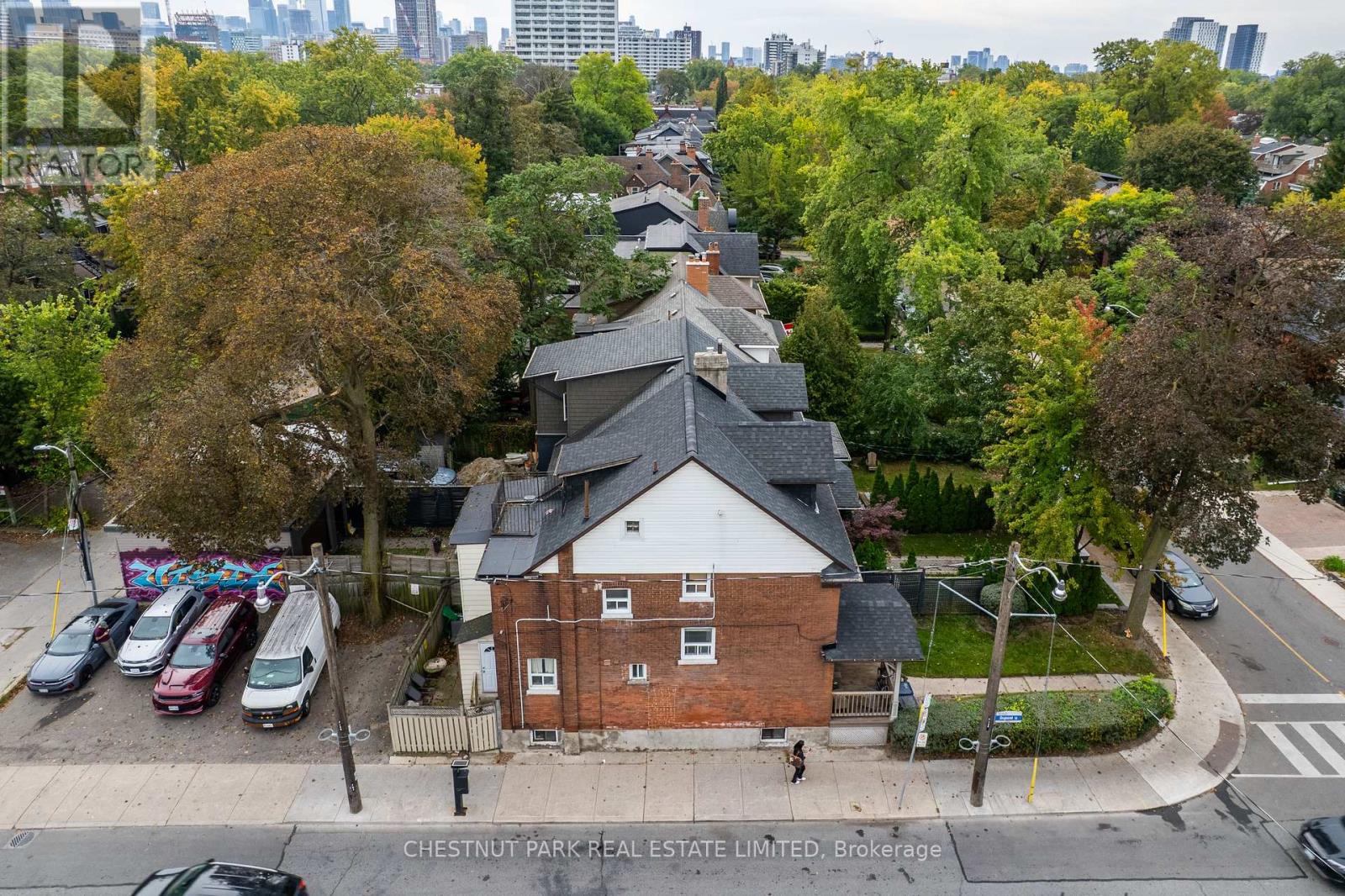 185 Walmer Road, Toronto, ON photo 40