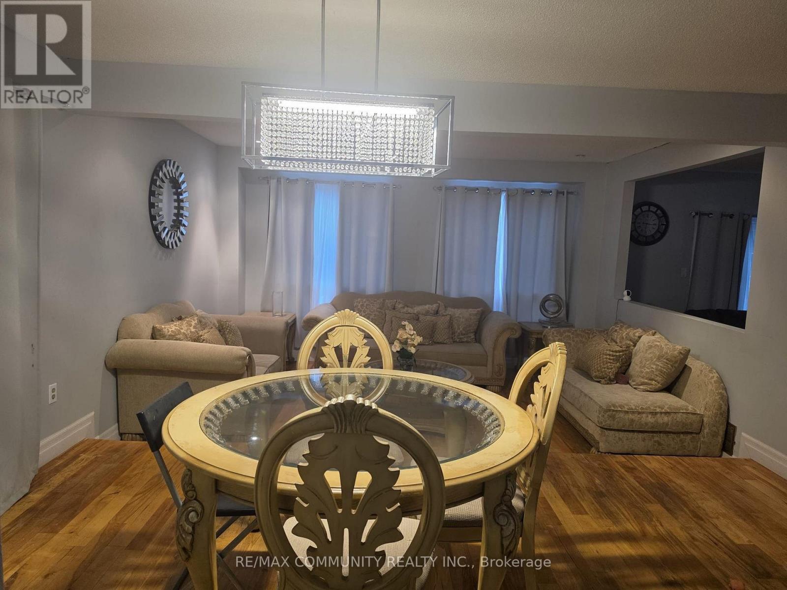 UPPER- 36 Beaumont Drive, Ajax, ON photo 4