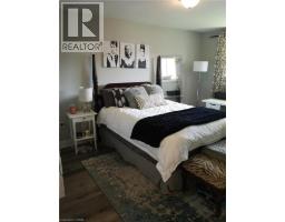 Living room - 258 Carson Drive Unit# Main, Hamilton, ON L8T2X7 Photo 6