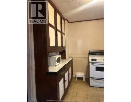 Foyer - 1577 Moy Avenue, Windsor, ON N8X1J4 Photo 12