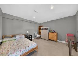 19846 69a Avenue, Langley, BC V2Y3A9 Photo 32