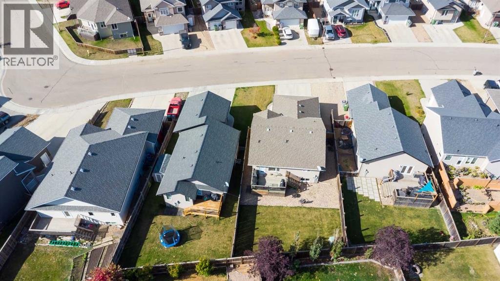 7207 39A Street - Image 38