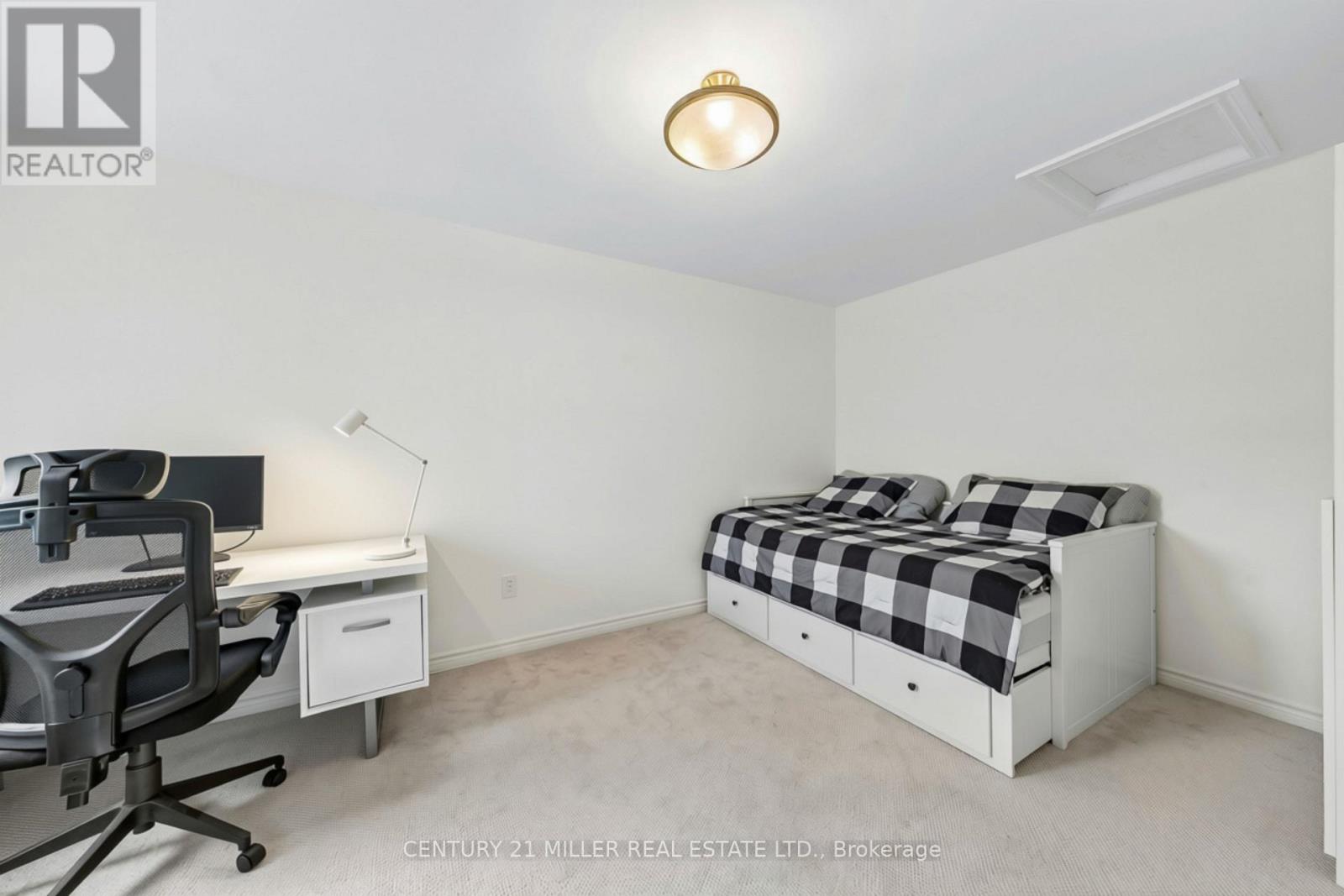 37- 300 Ravineview Way, Oakville, ON photo 35