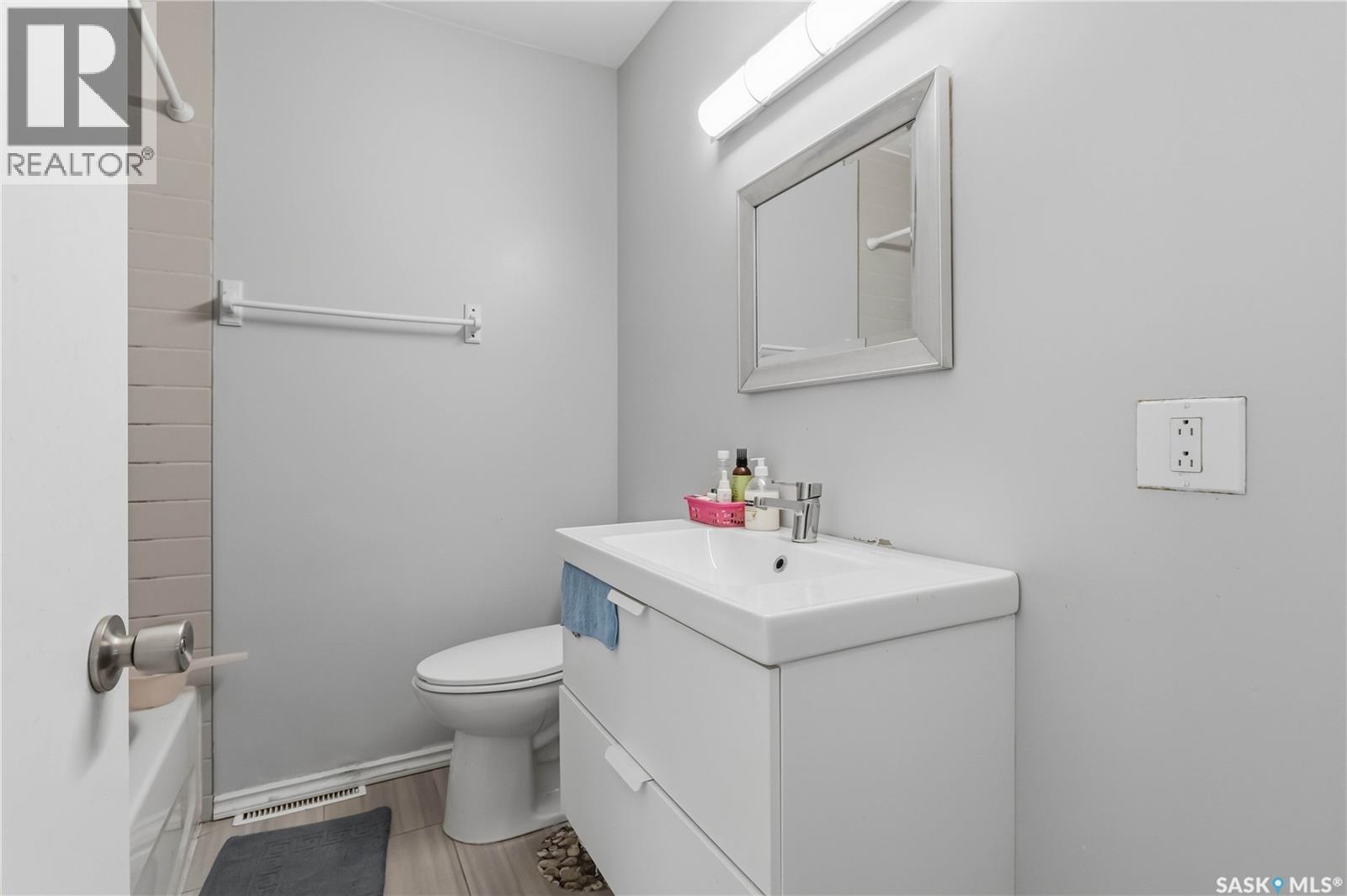 1814 WILSON CRESCENT, Saskatoon — photo 7