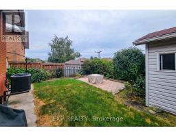 23 Tara Court, Hamilton, ON L8K6E5 Photo 6