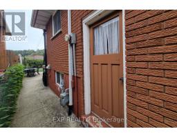 23 Tara Court, Hamilton, ON L8K6E5 Photo 8