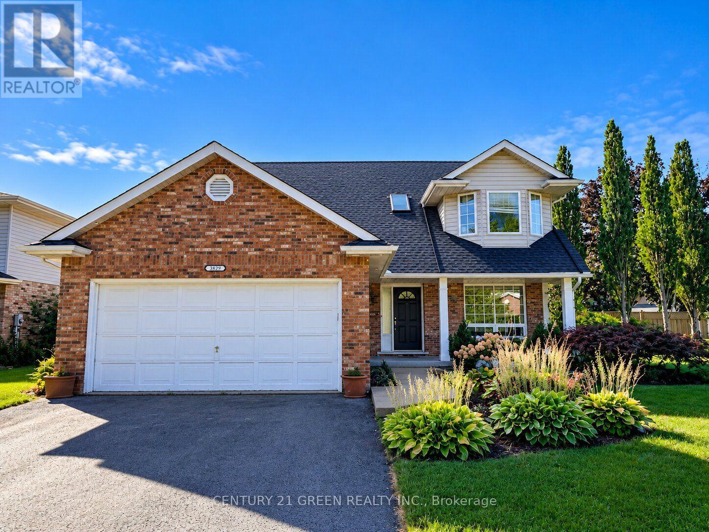 3829 NORTHWOOD DRIVE, Niagara Falls (Mt. Carmel) — photo 2