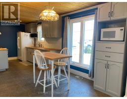 Bedroom - 402 Meridian Avenue, Temiskaming Shores, ON P0J1K0 Photo 6