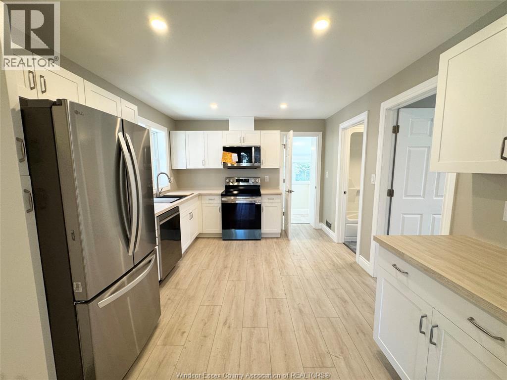 1296 LAURENDEAU AVENUE, Windsor — photo 9