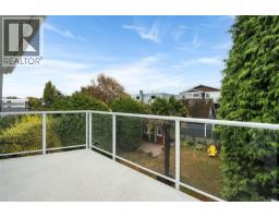 103 Bushby St, Victoria, BC V8S1B3 Photo 29