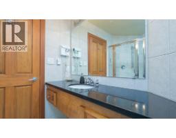 1008 Olaus Way Unit# 2, Rossland, BC V0G1Y0 Photo 17