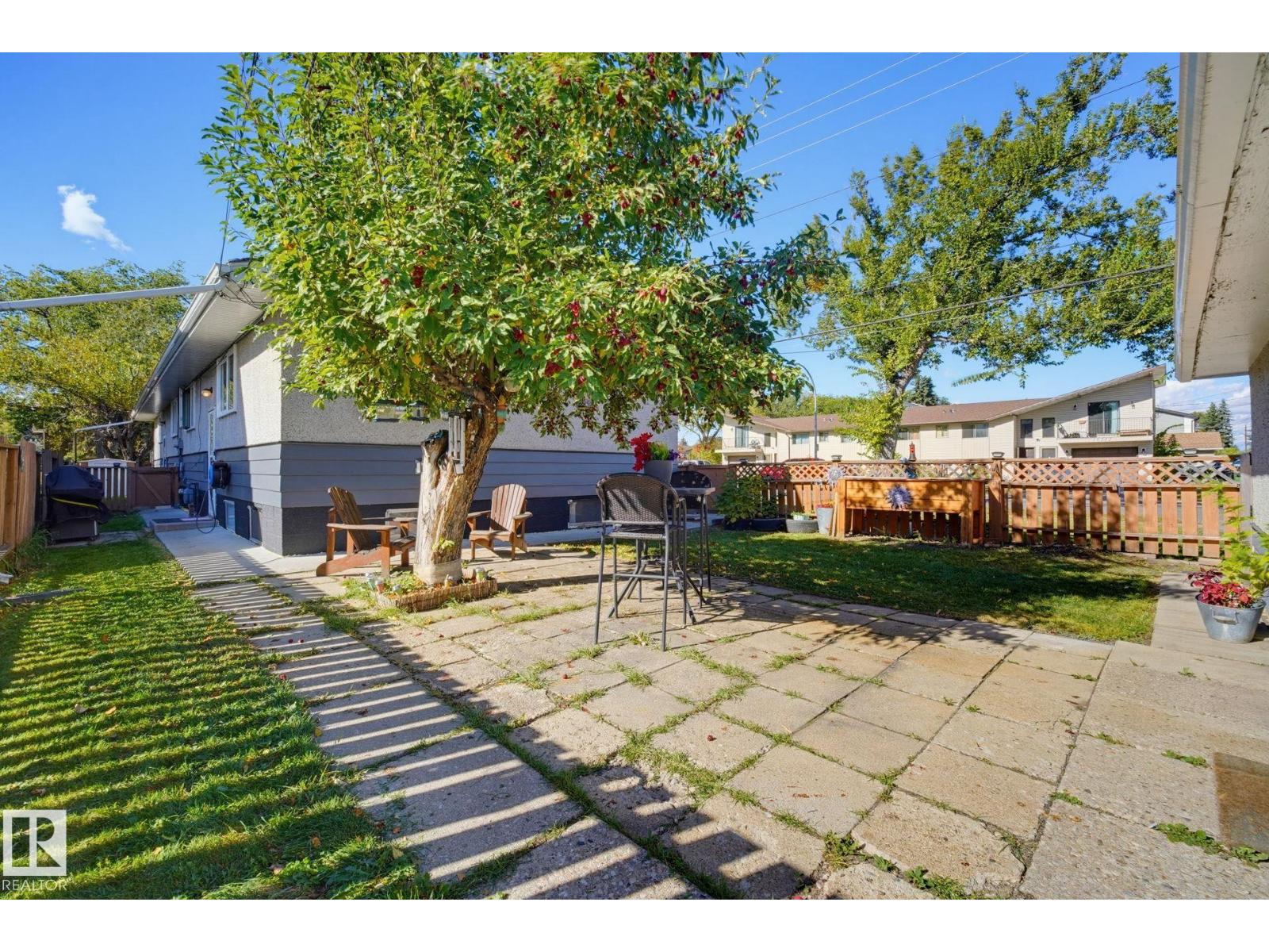 10207 & 10209 120 AV NW - Image 28