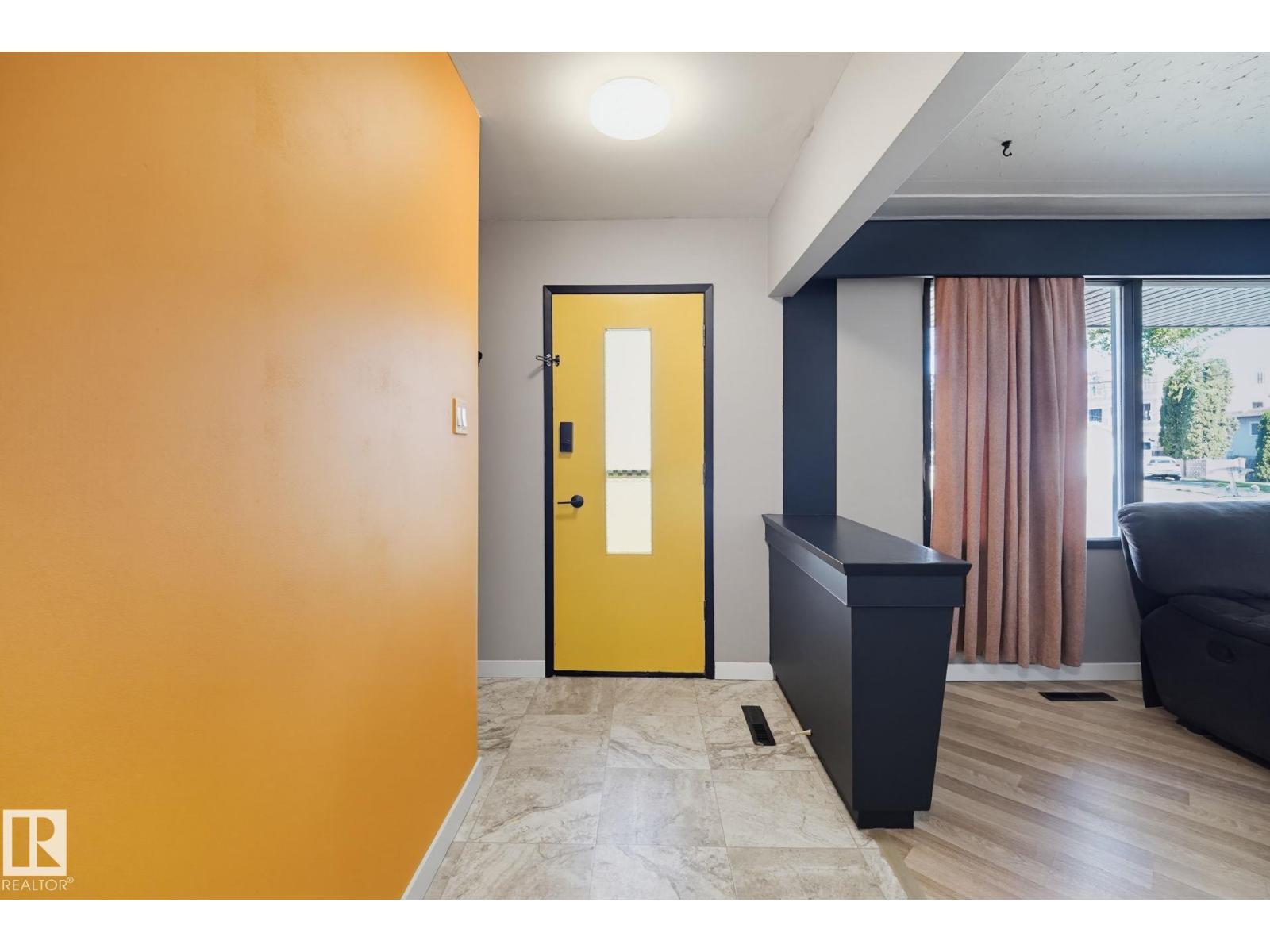 10207 & 10209 120 AV NW - 5