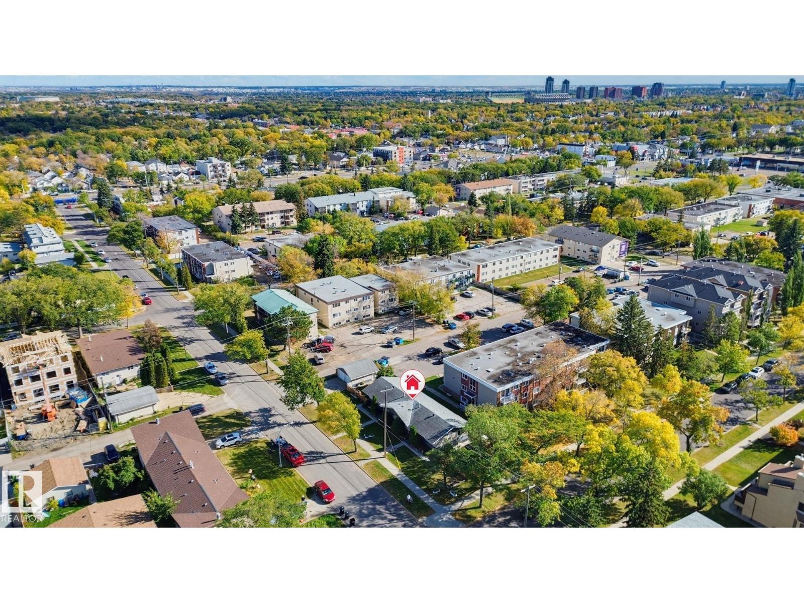 10207 & 10209 120 AV NW - 60