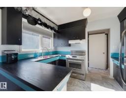 Bedroom - 10207 & 10209 120 Av Nw, Edmonton, AB T5G0S3 Photo 12