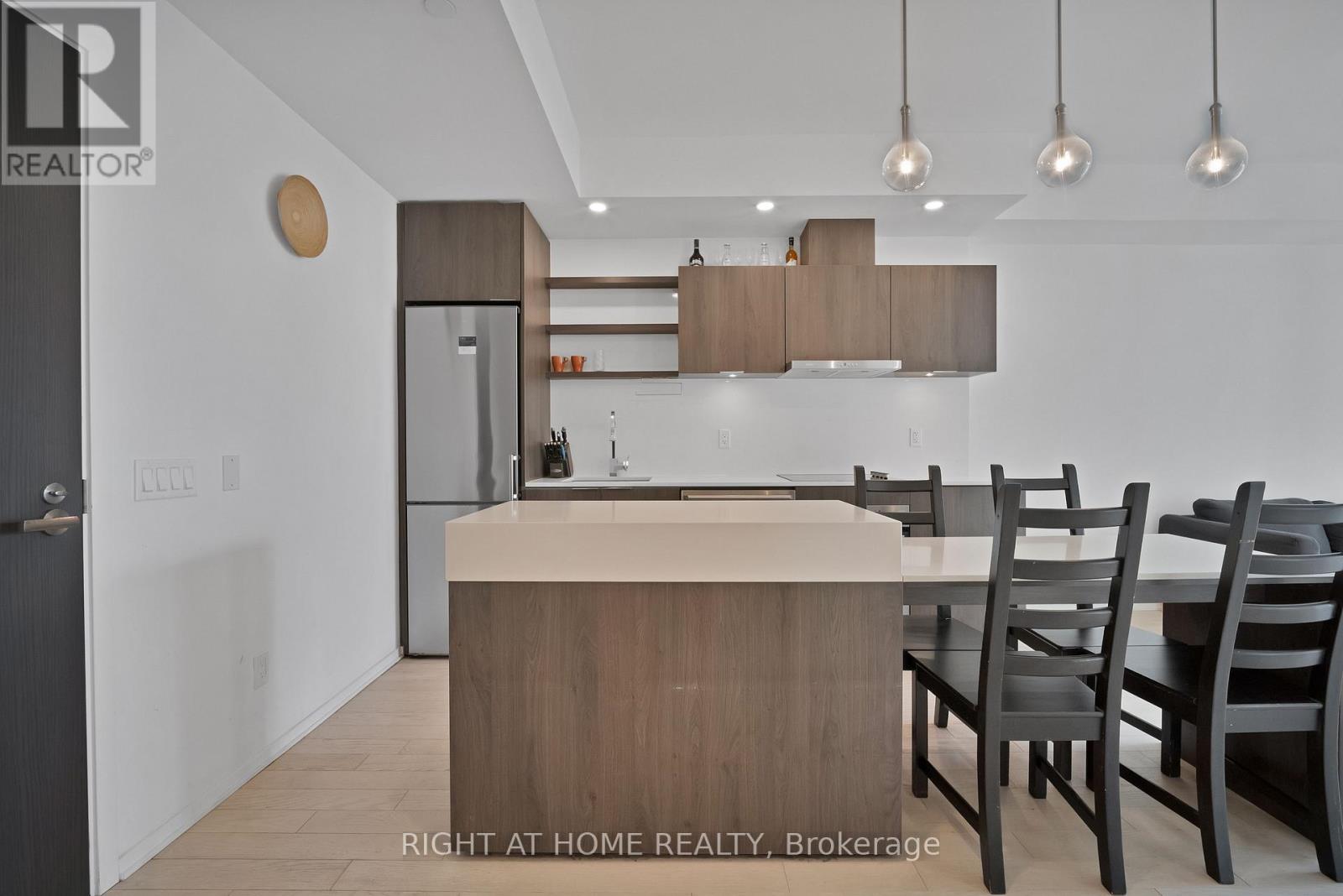 318 - 12 BONNYCASTLE STREET, Toronto (Waterfront Communities)
