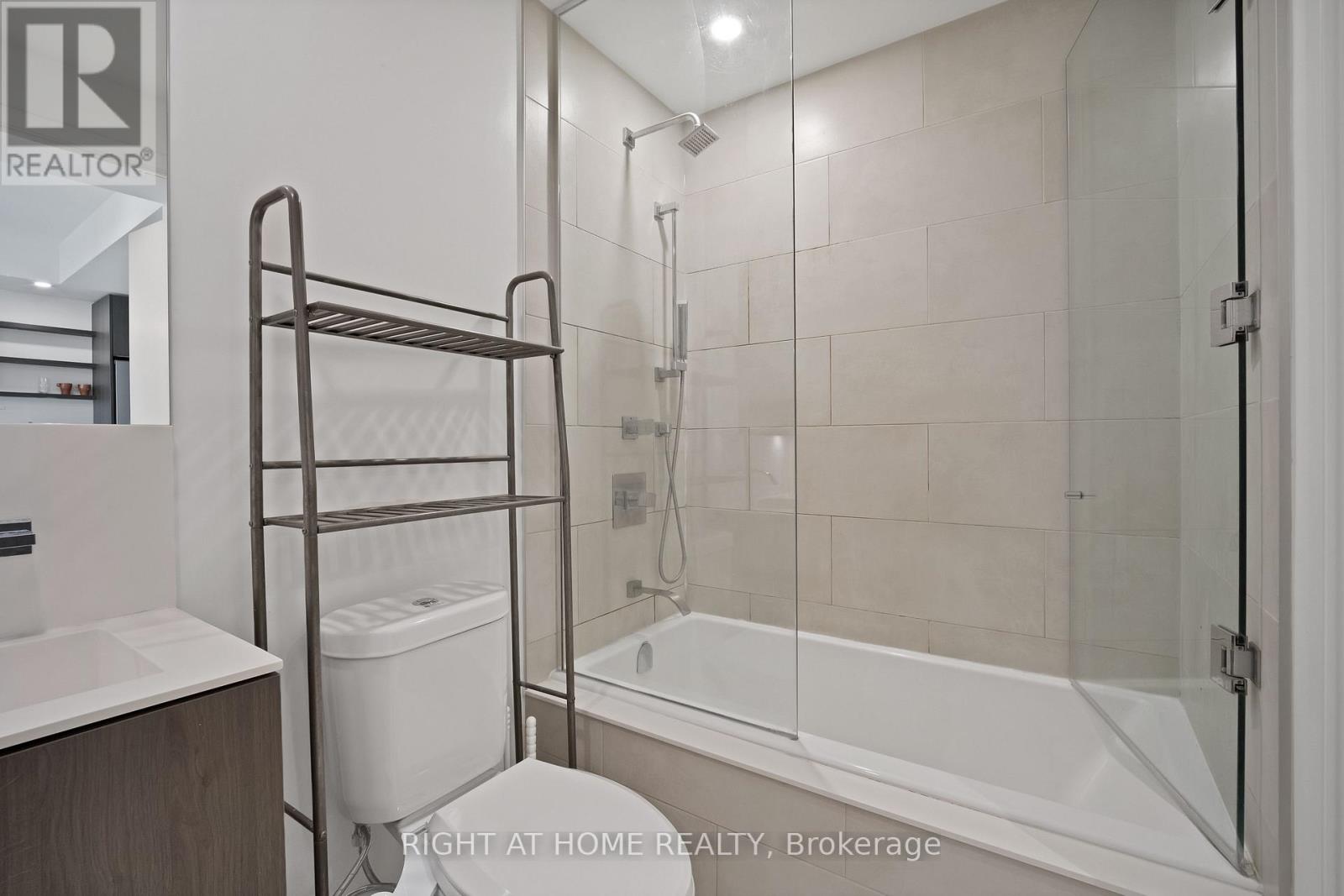 318 - 12 BONNYCASTLE STREET, Toronto (Waterfront Communities) — photo 4