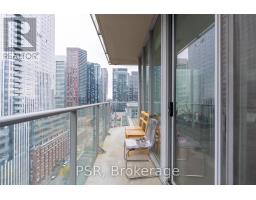 1803 - 126 Simcoe Street, Toronto, ON M5H4E6 Photo 11